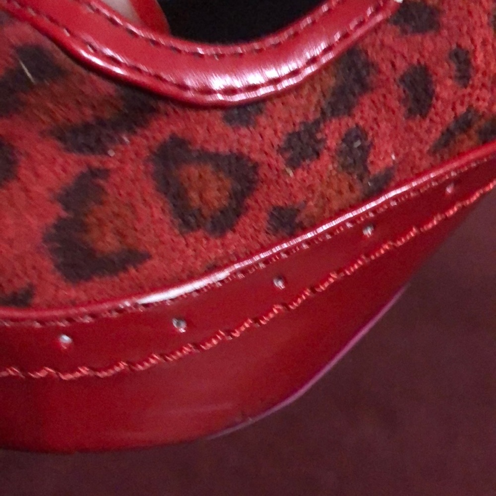 Red leopard pumps - Picture 9 of 10